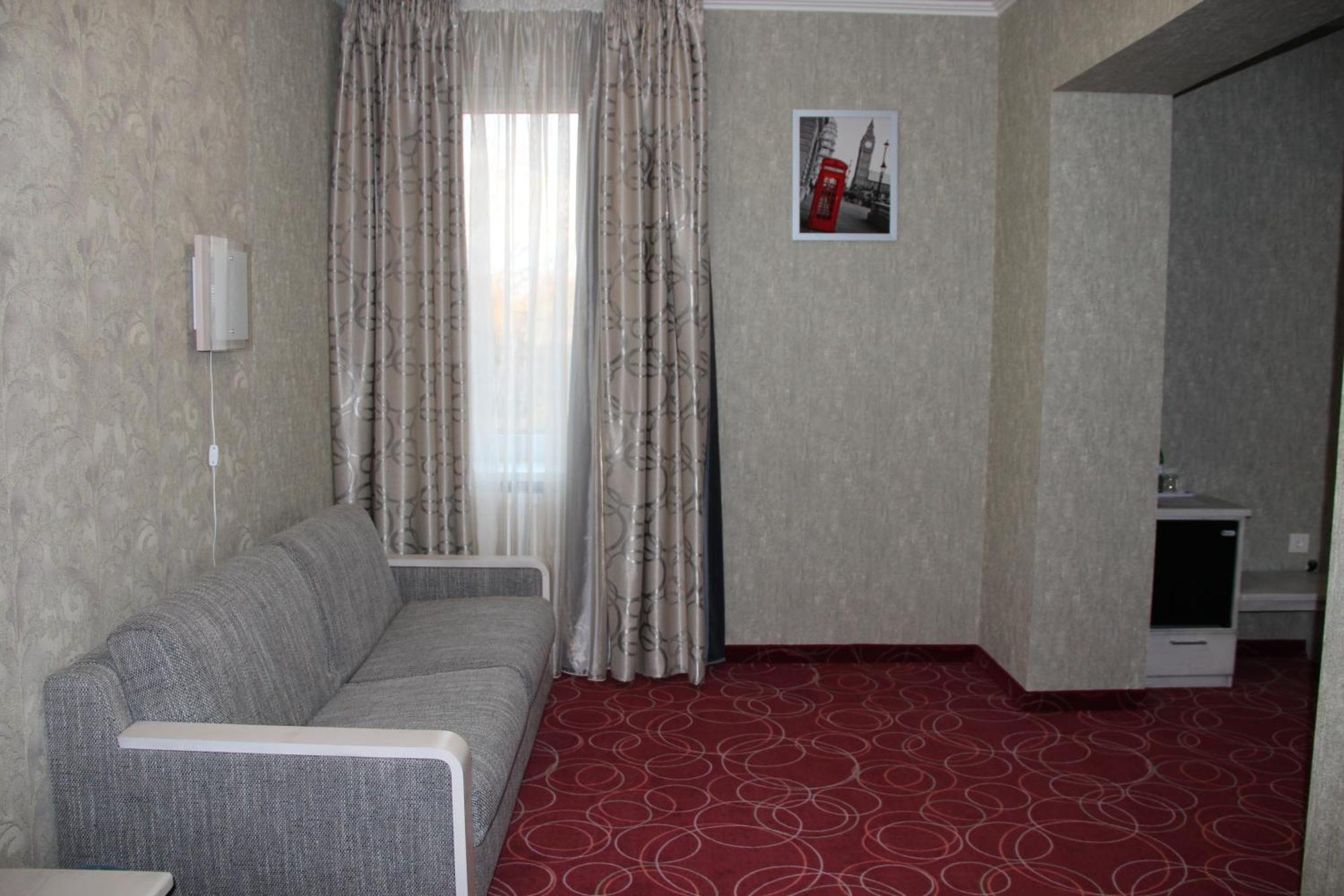 Magnum Hotel Beregszász Szoba fotó