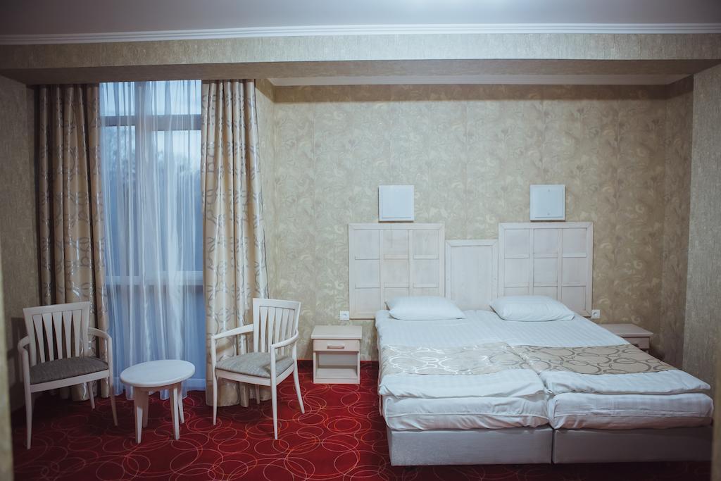 Magnum Hotel Beregszász Szoba fotó