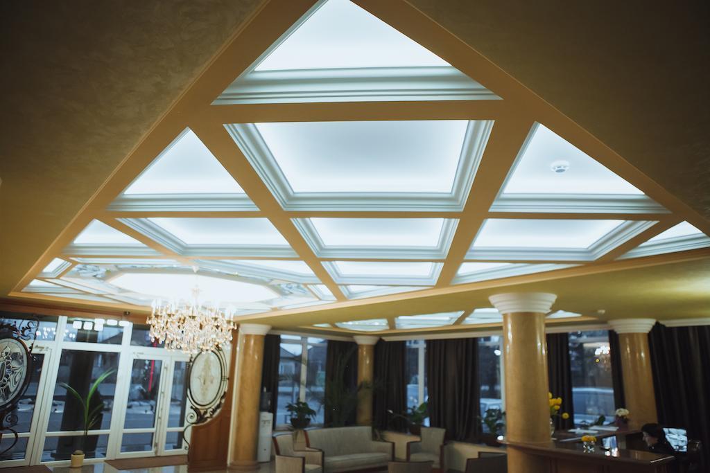 Magnum Hotel Beregszász Kültér fotó